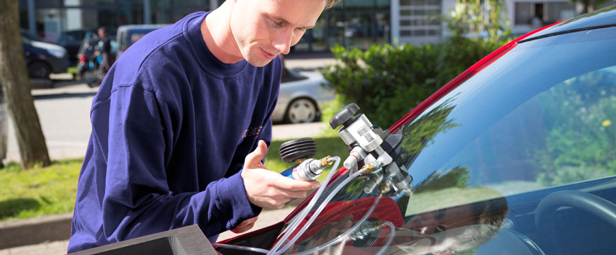 A Complete Windshield Repair And Replacement Services